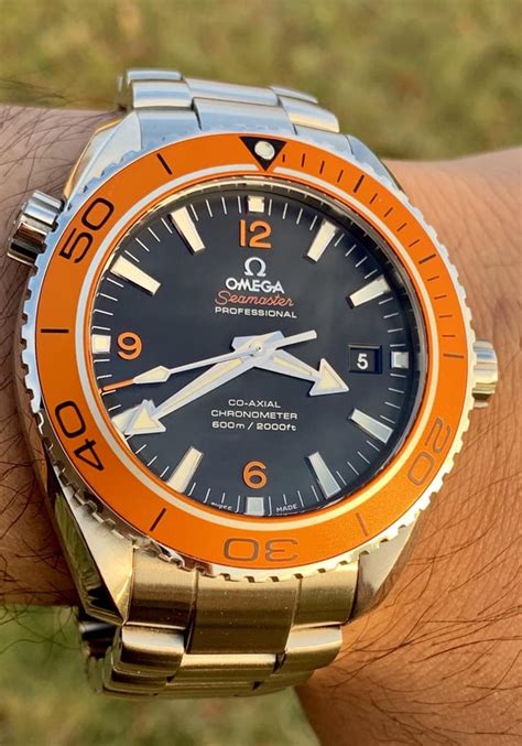 omega orange bezel